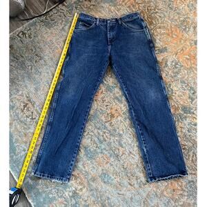 Wrangler Jeans 33x30 Relaxed Fit Dark Wash Denim